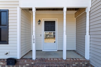 106 Gatwick Ct, Clayton, NC 27520