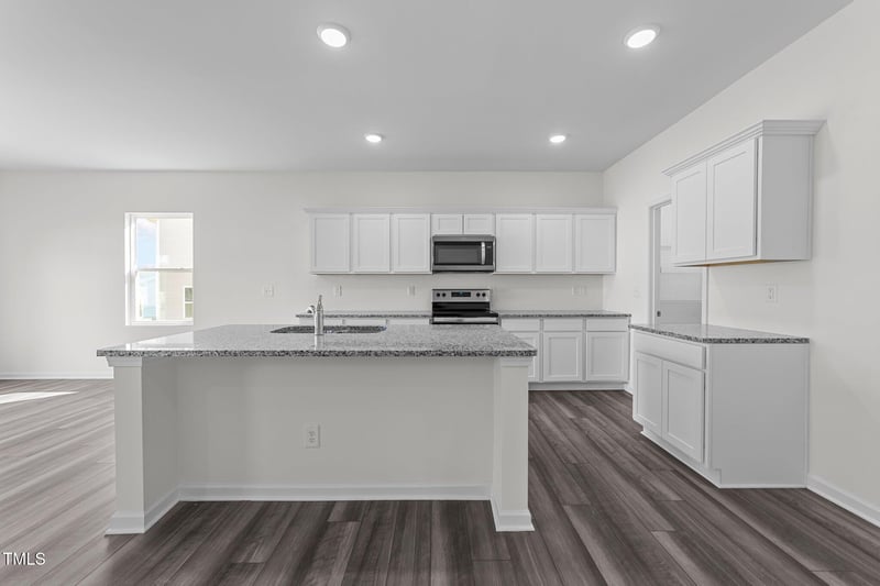 106 Gladstone Loop, Clayton, NC 27520