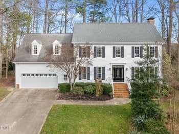 106 Glenhigh Ct, Cary, NC 27511