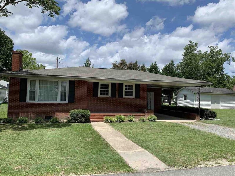 106 Grady St, Four Oaks, NC 27524