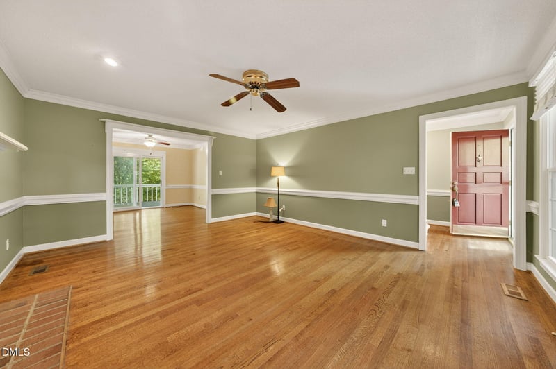 106 Greenwood Cir, Cary, NC 27511