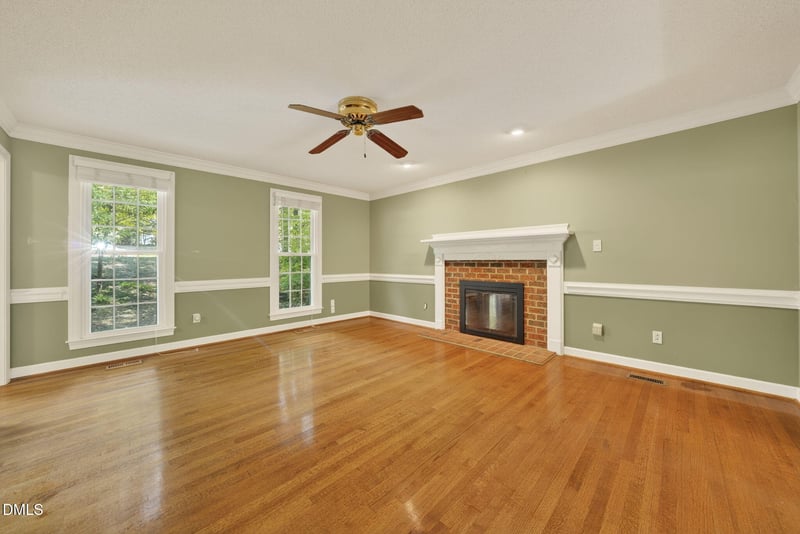106 Greenwood Cir, Cary, NC 27511