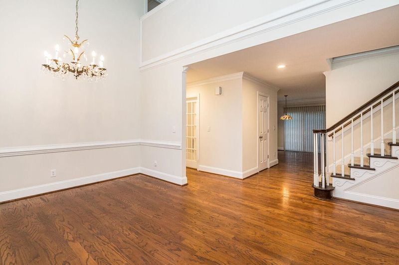 106 Grey Horse Dr, Cary, NC 27513