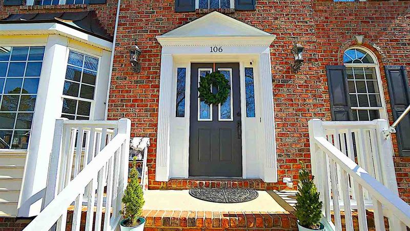 106 Greygate Pl, Cary, NC 27518