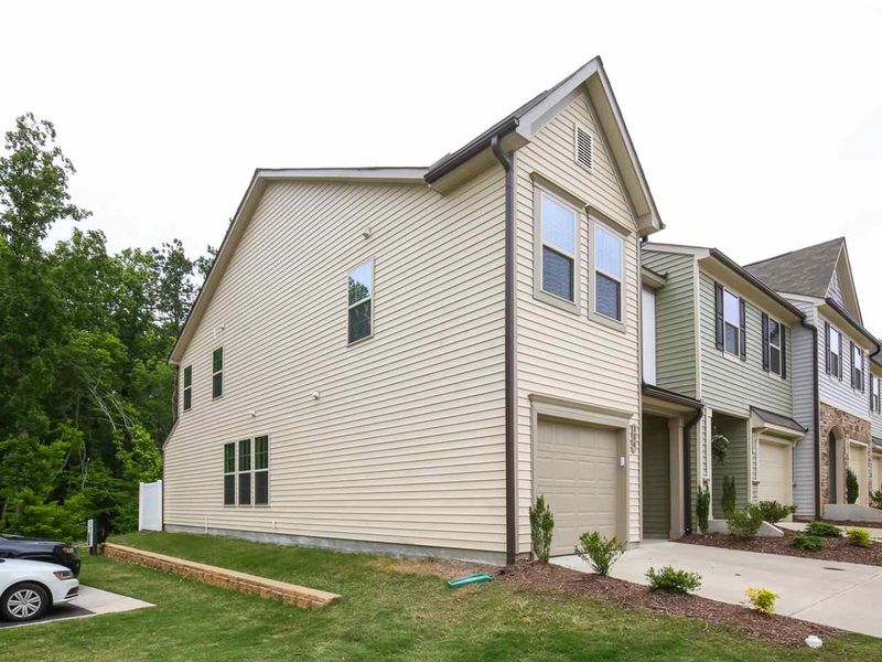 106 E Grove Point Dr, Clayton, NC 27527