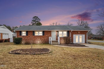 106 Hall St, Graham, NC 27253