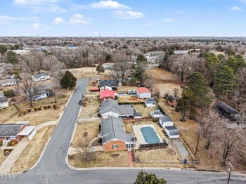 106 Hall St, Graham, NC 27253