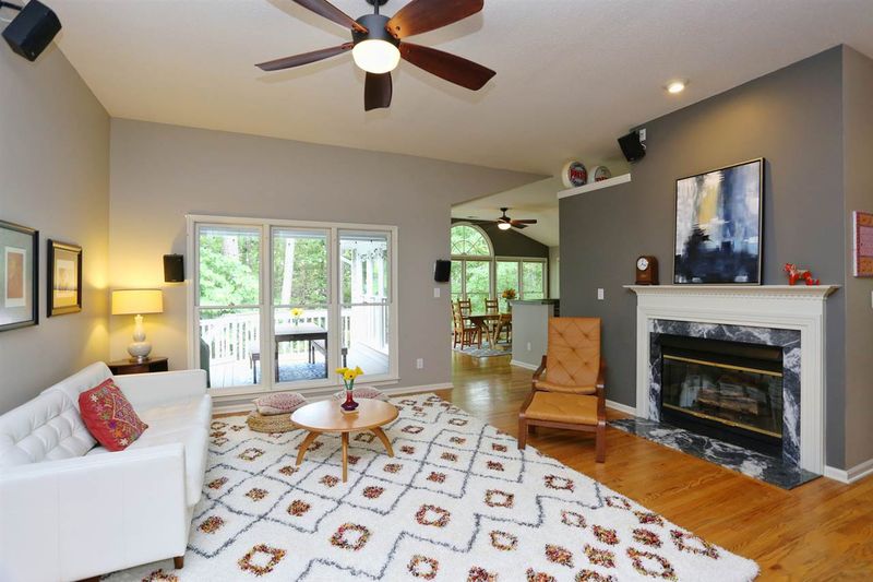 106 Hanford Rd, Chapel Hill, NC 27516
