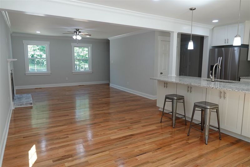 106 Hawks Nest Ct, Cary, NC 27513