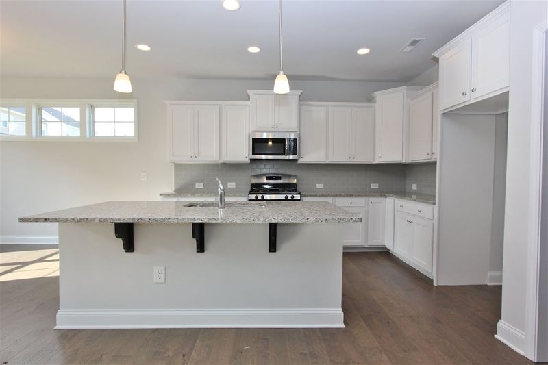 106 Hickock Ct, Mebane, NC 27302