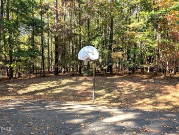106 Highland Dr, Chapel Hill, NC 27514