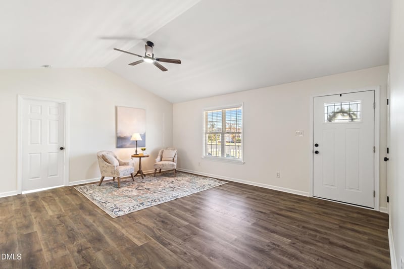 106 Hilltop Dr, Four Oaks, NC 27524