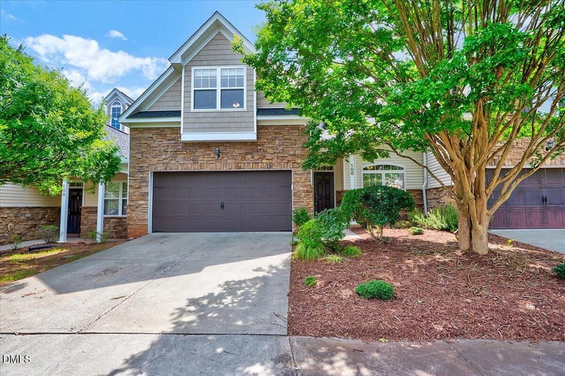 106 Honeycomb Ln, Morrisville, NC 27560