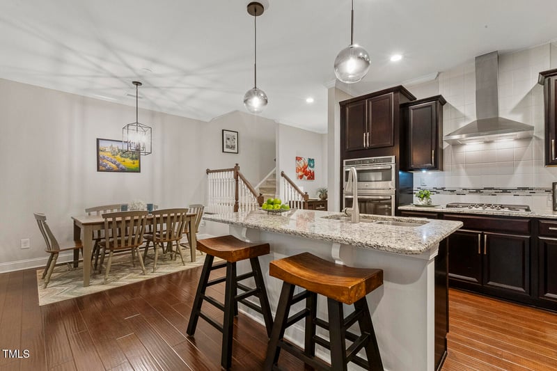 106 Hundred Oaks Ln, Holly Springs, NC 27540