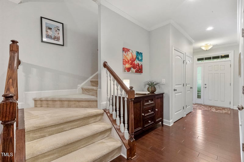 106 Hundred Oaks Ln, Holly Springs, NC 27540