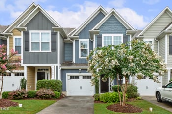 106 Hundred Oaks Ln, Holly Springs, NC 27540