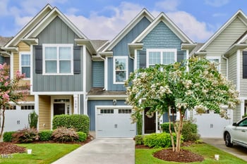 106 Hundred Oaks Ln, Holly Springs, NC 27540