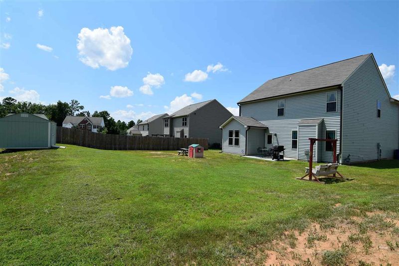 106 Jigsaw Dr, Durham, NC 27704