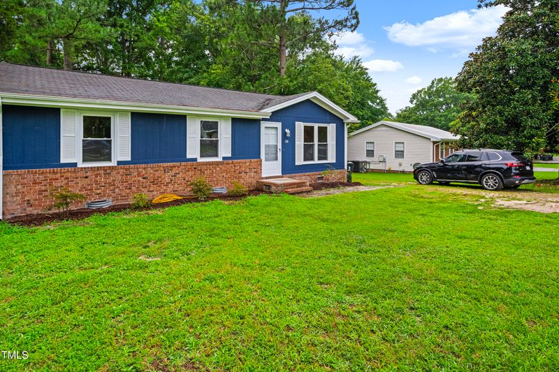 106 E Judd St, Zebulon, NC 27597