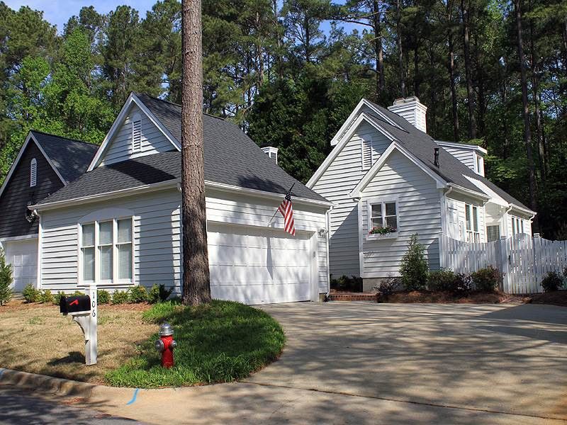 106 Kemper Ln, Cary, NC 27518