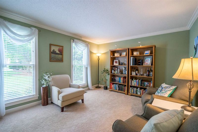 106 Kings Fork Rd, Cary, NC 27511