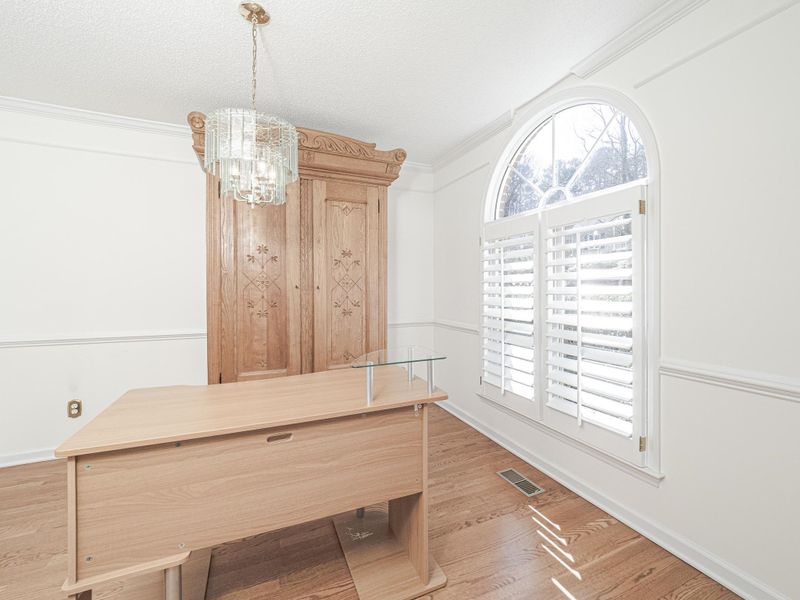 106 Kingsmill Rd, Cary, NC 27511