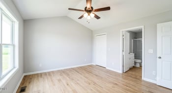 106 Kristina Dr, Selma, NC 27576