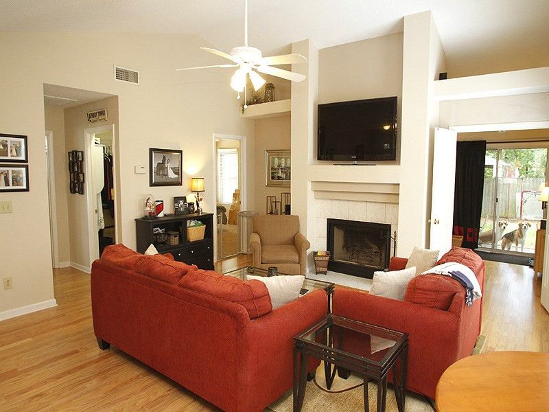 106 Kronos Ln, Cary, NC 27513