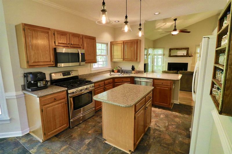 106 Ledford Ct, Durham, NC 27713