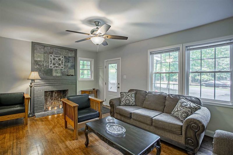 106 Legion Rd, Chapel Hill, NC 27517