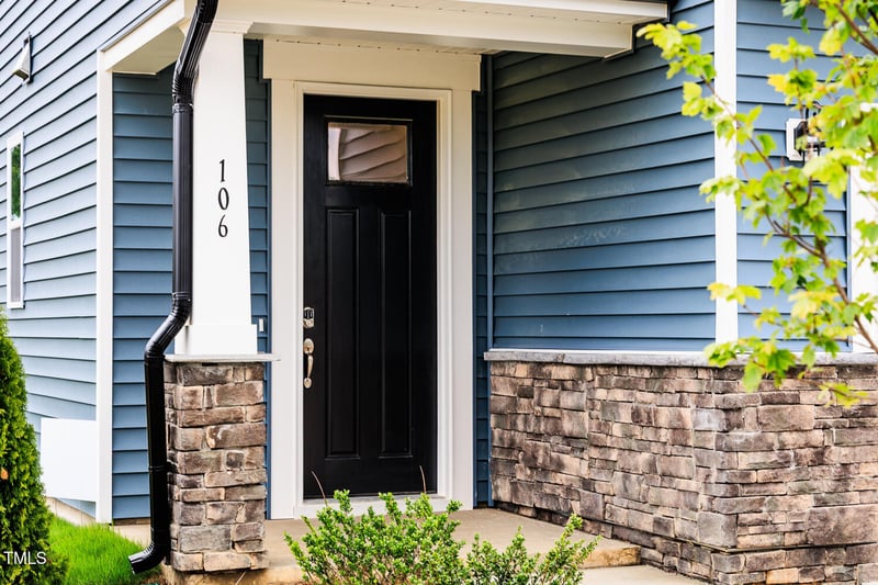 106 Little Creek Dr, Lillington, NC 27546