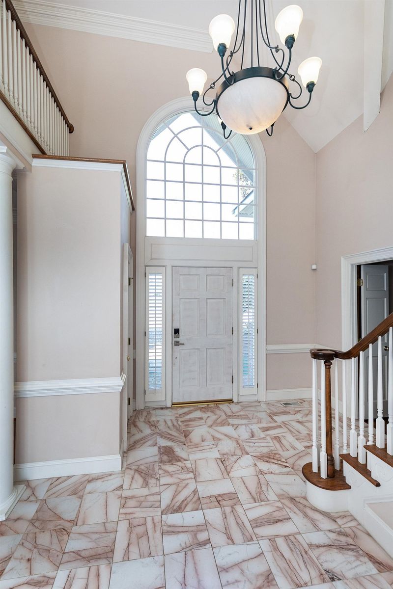106 Loch Stone Ln, Cary, NC 27518