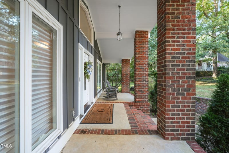 106 Lochwood East Dr, Cary, NC 27518