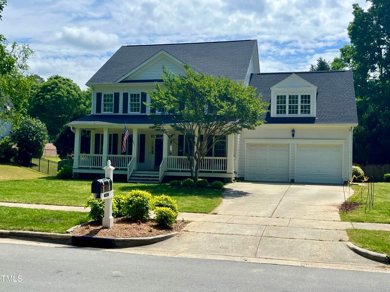 106 Lyndenbury Dr, Apex, NC 27502