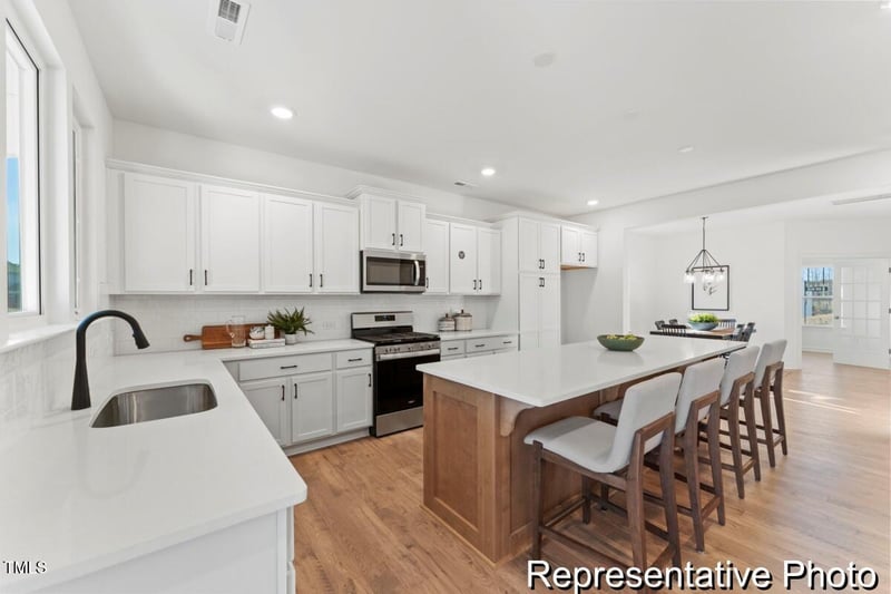 106 Mable Ct, Lillington, NC 27546