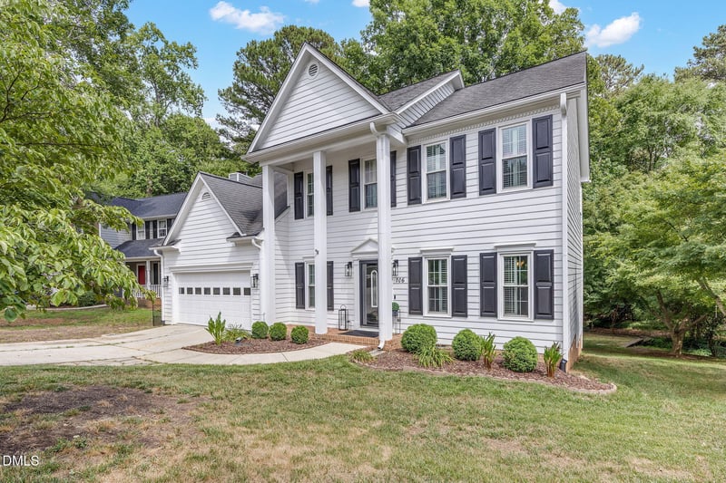 106 Mariposa Dr, Cary, NC 27513