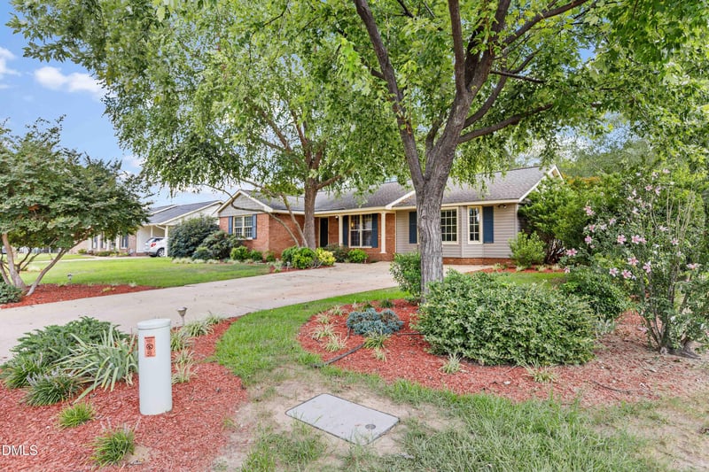 106 Martin St, Dunn, NC 28334