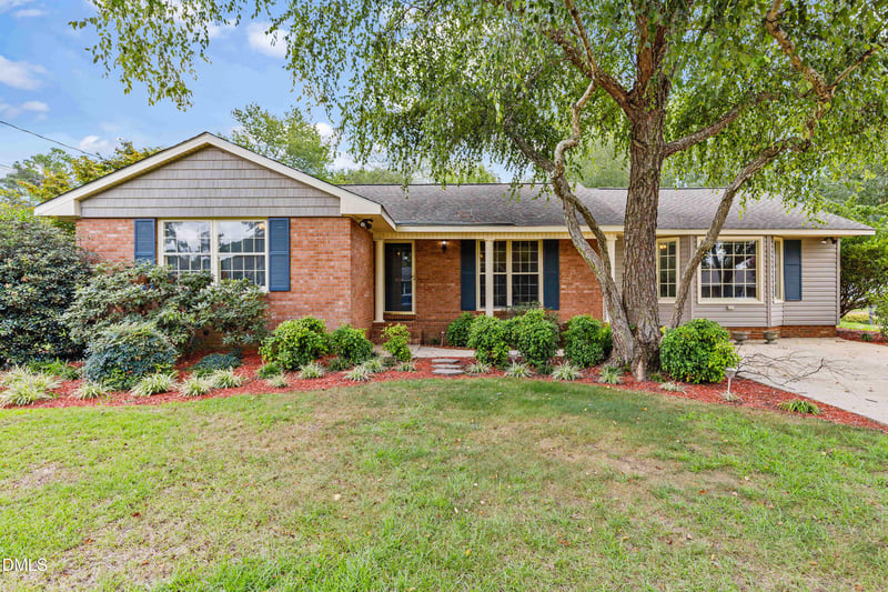 106 Martin St, Dunn, NC 28334
