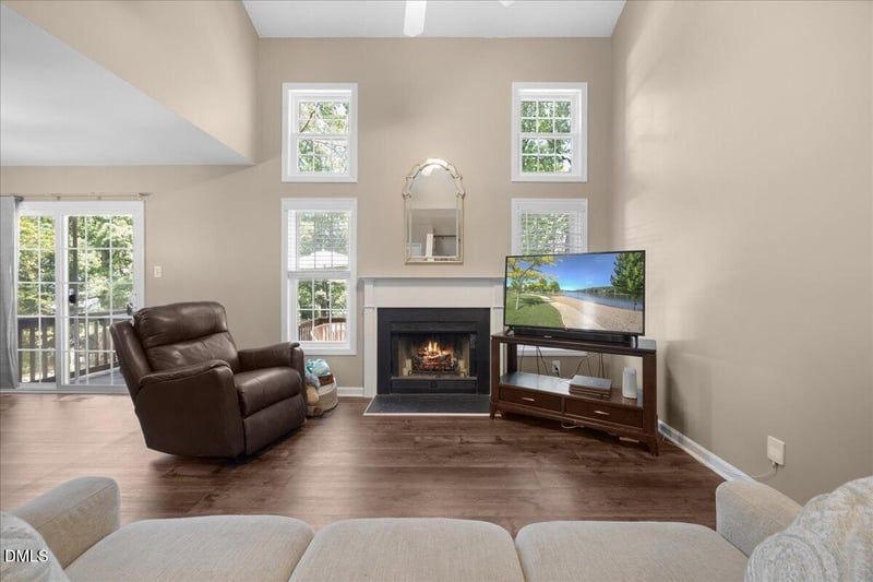 106 Martins Point Pl, Cary, NC 27519