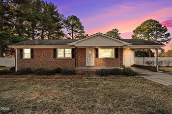 106 May St, Dunn, NC 28334