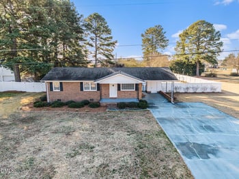 106 May St, Dunn, NC 28334