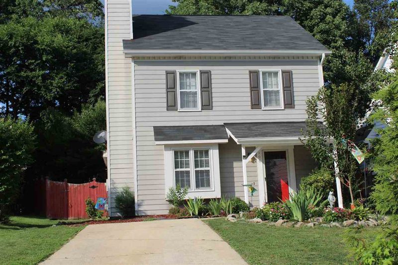 106 Mint Ct, Cary, NC 27513