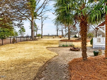 106 Muirfield Ln, Clayton, NC 27527