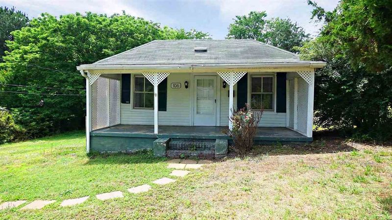 106 Murray St, Hillsborough, NC 27278