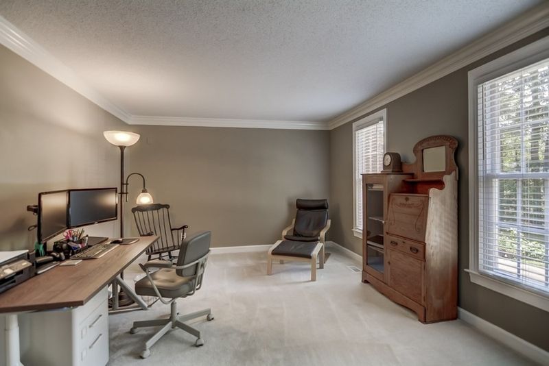 106 Nathaniel Ct, Cary, NC 27511