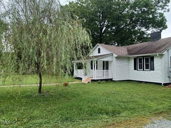 106 Nooe St, Pittsboro, NC 27312