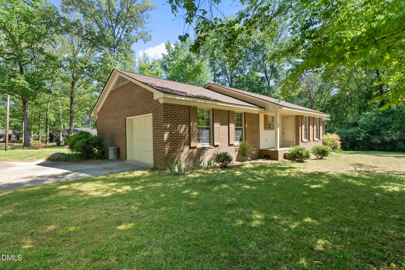 106 Oak Dr, Louisburg, NC 27549