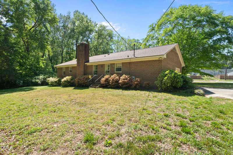 106 Oak Dr, Louisburg, NC 27549