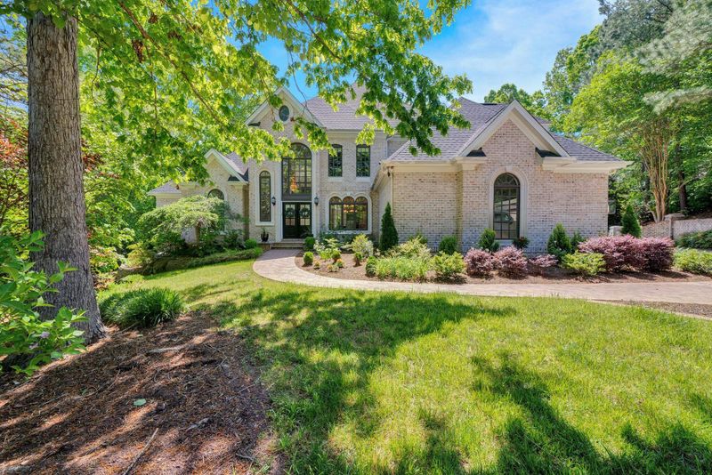 106 Parchment Ct, Cary, NC 27518
