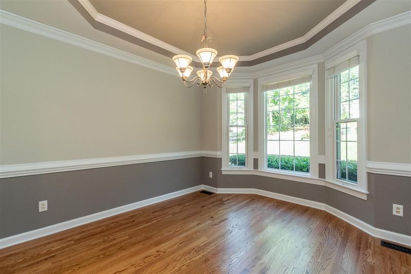 106 Parkwind Ct, Cary, NC 27519